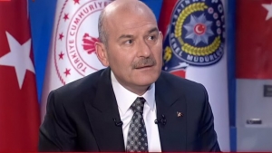 Bakan Soylu, Sedat Peker'in evinin aranmasına ilişkin görüntüleri paylaştı