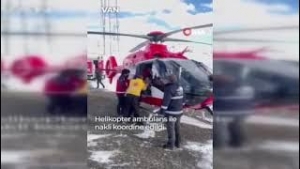 Bakan Koca: “Van’da bir köyden ihbar aldığımız hastaya Snowtrack ambulansla ulaşıldı”