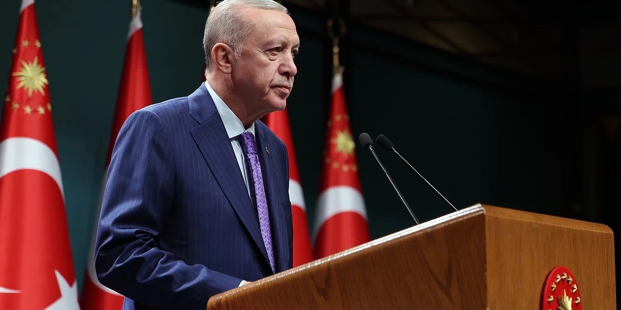 Cumhurbaşkanı Erdoğan'dan Öğrencilere Müjde, KYK Burslarına Yapılacak Zamlar Belli Oldu