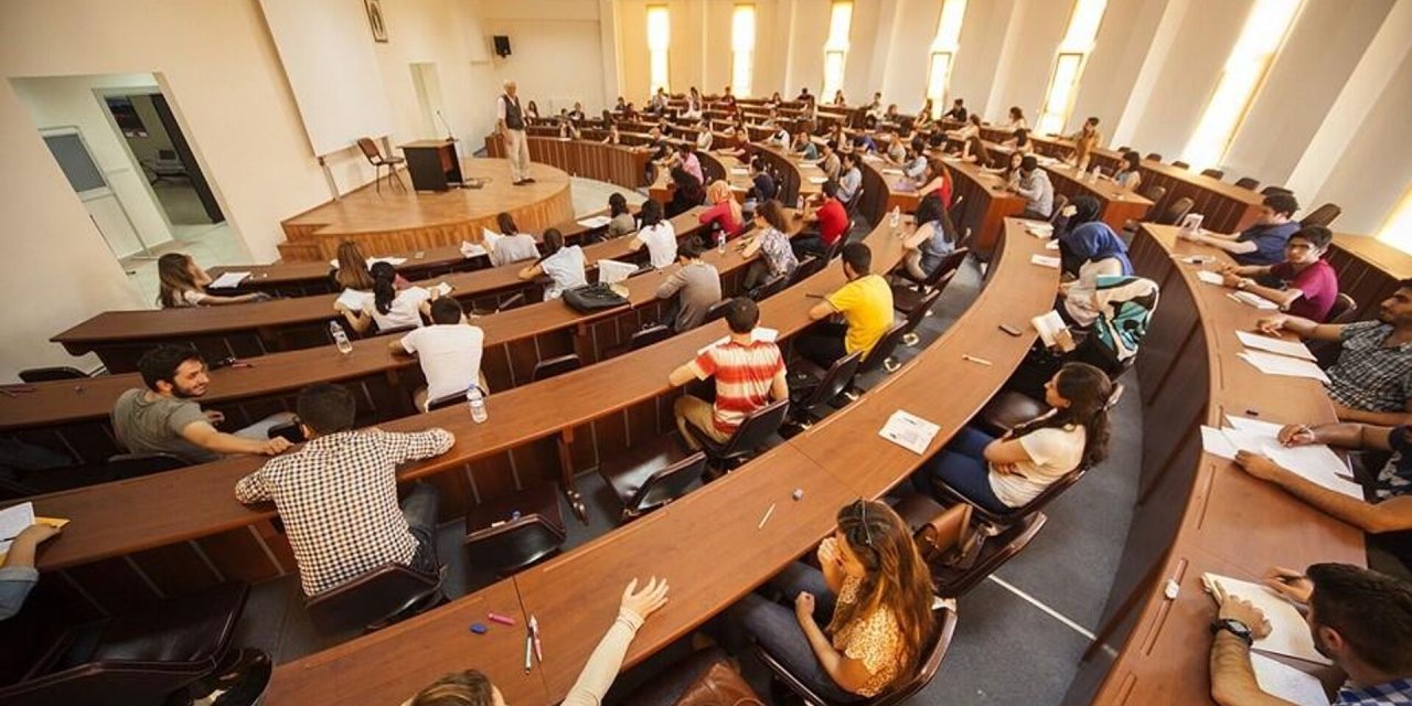 Yatay Geçiş Sistemi Değişti, Yurt Dışında Üniversite Okumak Zorlaştırıldı