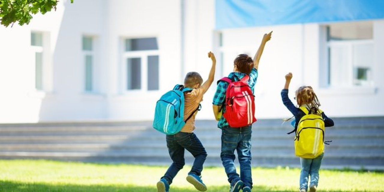 Okullarda 9 Günlük Dev Tatil Kapıda! İşte Nisan ve Mayıs Takvimi