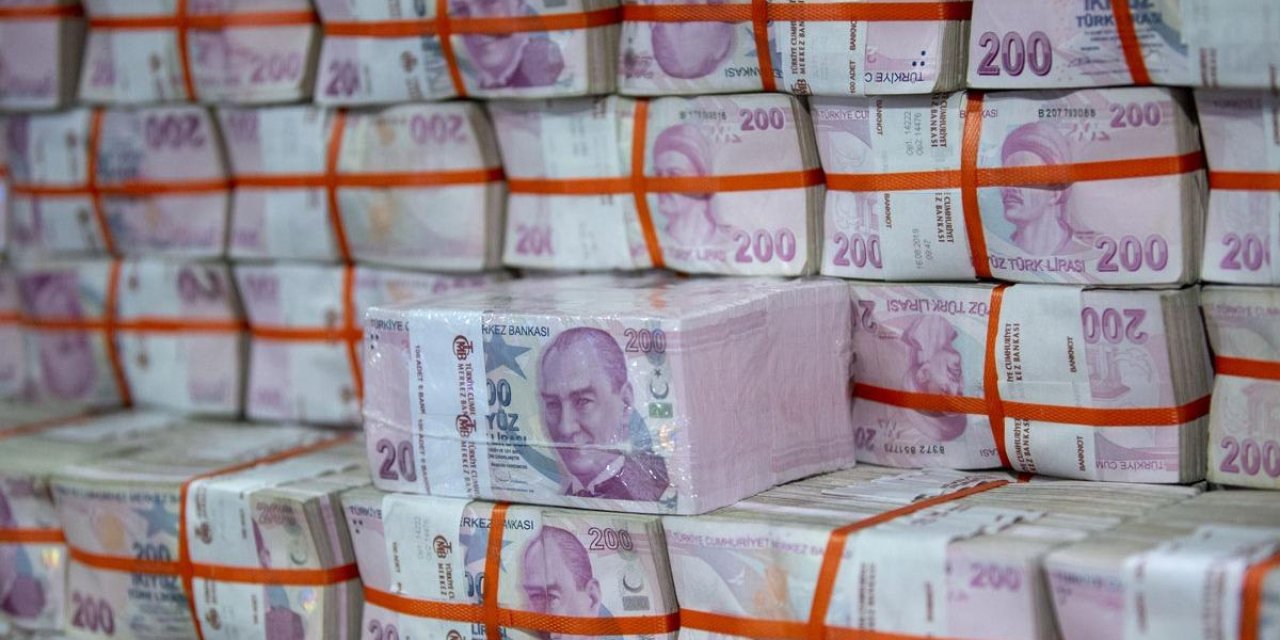 Öğretim Üyesi, Doktorları ve Sağlık Personelini 225 Milyon TL Dolandırdıktan Sonra Yurt Dışına Kaçtı
