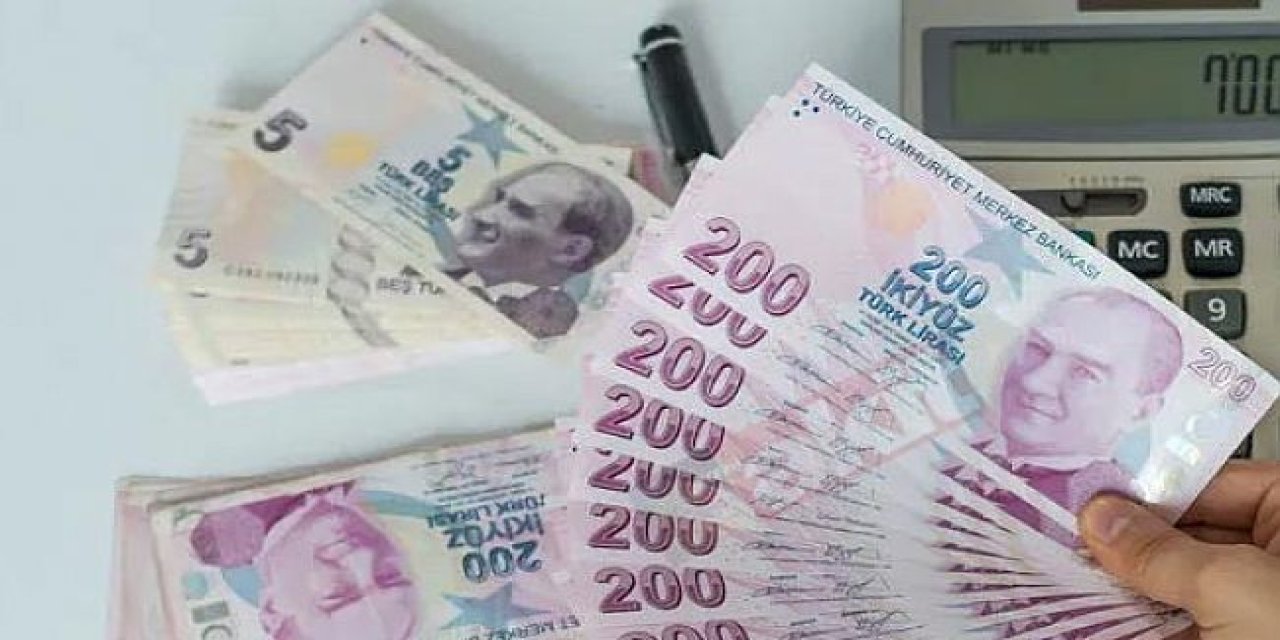 Üniversitelilere 10 Dev Vakıftan Karşılıksız Burs: Başvuru Tarihleri ve Şartlar Açıklandı!