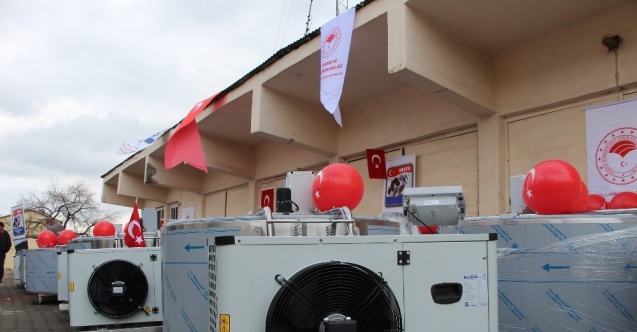 Bingöl’de üreticilere süt soğutma tankı dağıtıldı