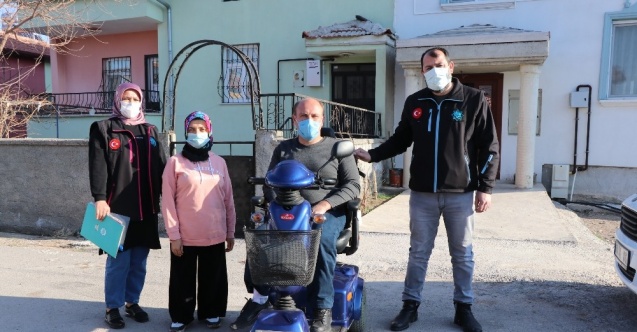 Belediye Başkanı Dinçer’den engelli vatandaşa akülü araç sürprizi