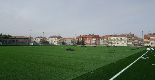 Yunuskent Futbol Sahası’nda yenileme çalışmaları devam ediyor