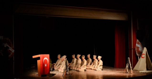 Çanakkale Zaferi’ni tiyatroya taşıdılar