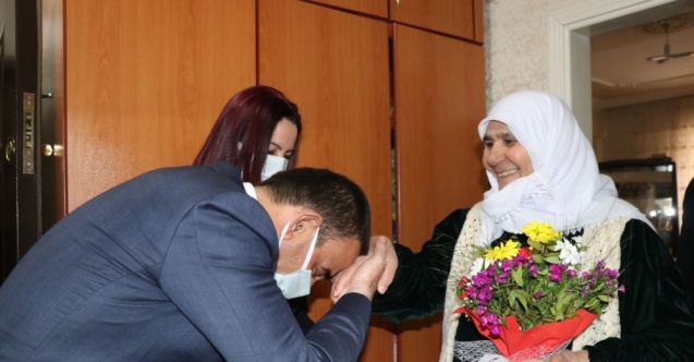 Vali Hacıbektaşoğlu, şehit yakınlarını yalnız bırakmadı