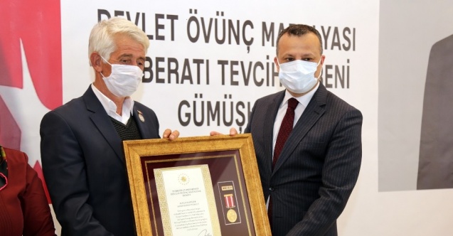 Gümüşhane’de Gazi Hasan Turgut’a devlet övünç madalyası verildi