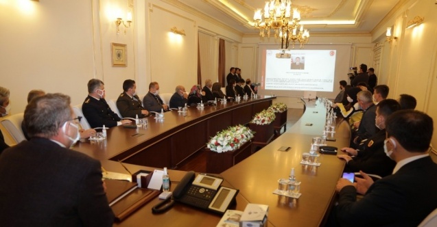 Şehit yakınları ve Gazilere Devlet Övünç Madalyası