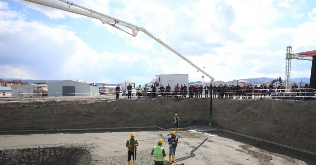 Turhal’da 296 konut, işyeri ve caminin temeli törenle atıldı