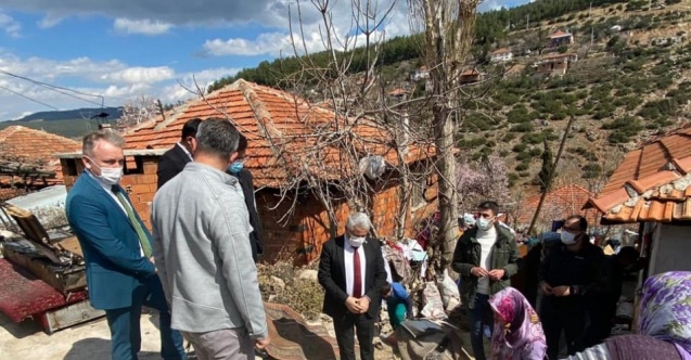 Evi yanan aileye yardım eli