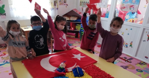 Minik yürekler Romanya ile kukla kardeşliği kurdu