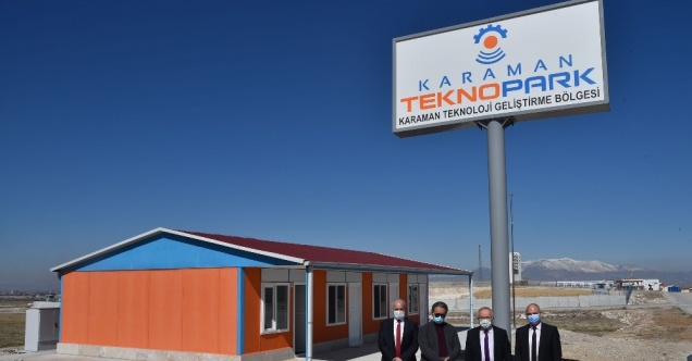 Rektör Ak, Karaman Teknopark’ta incelemelerde bulundu