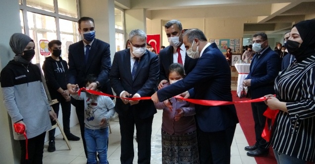 Down sendromlu çocuklar sanatla kaynaştırıldı