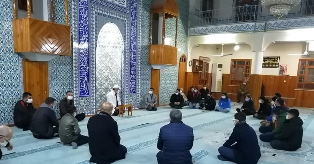 Gençlerin sabah namazı buluşması