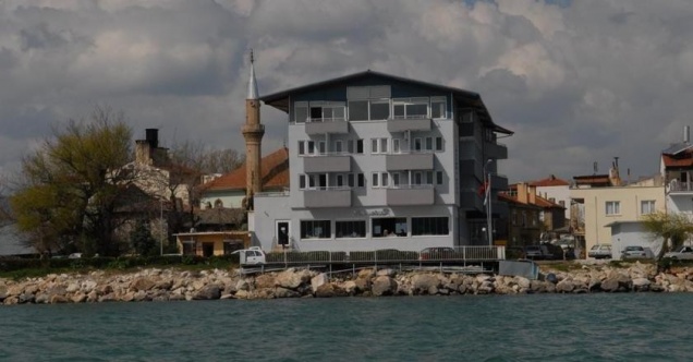 Belediyeden satılık otel