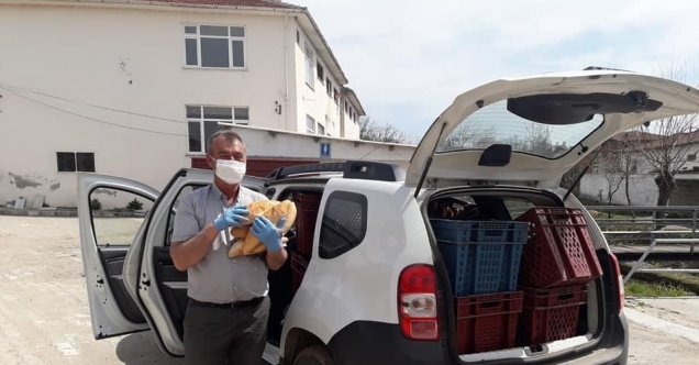Karantinadaki Karabey köyüne ekmek yardımı