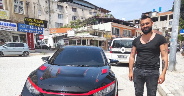 Saçlar gibi araçlara da şekil veriyor