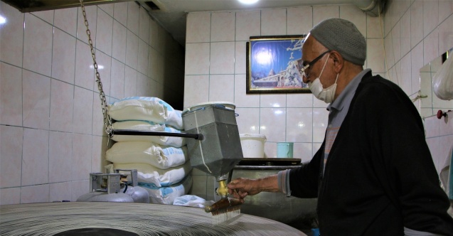 Yarım asırdır kadayıf yapıyor