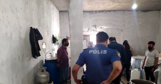 Muş’ta sağlıksız peynir üreten 2 ruhsatsız iş yeri mühürlendi