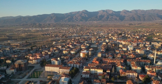 Ödüllü doktorun adı caddeye verildi