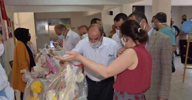 El emeği ürünler, öğrenciler için satışa sunuldu