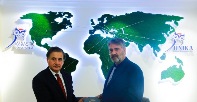 Milletvekili Güneş kütüphanesini, KBÜ’ye bağışladı