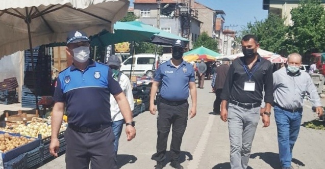 Perşembe pazarında korona virüs denetimi