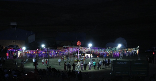 Normalleşmeyle renkli köy düğünlerine yoğun ilgi