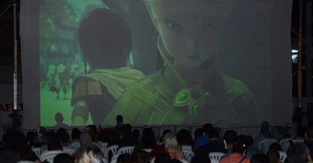 Cacabey Meydanı’nda çocuk oyununa büyük ilgi