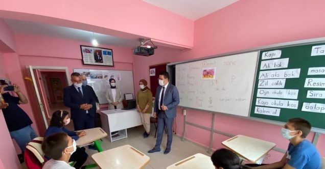 Kaymakam Göktaş özel öğrencileri ziyaret etti