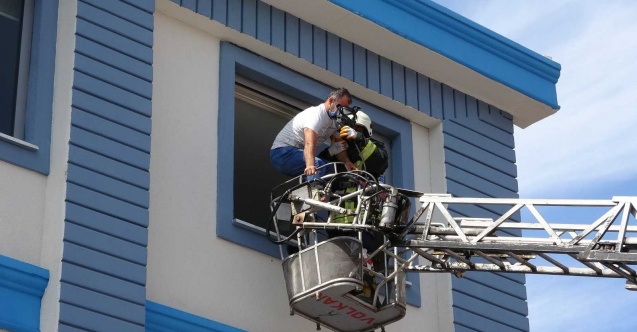 6.5 şiddetindeki deprem tatbikatında mahsur kalanlar ve yaralılar kurtarıldı