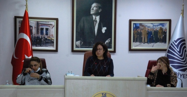 Geçioğlu’nun meclis başkanlığı 10 dakika sürdü