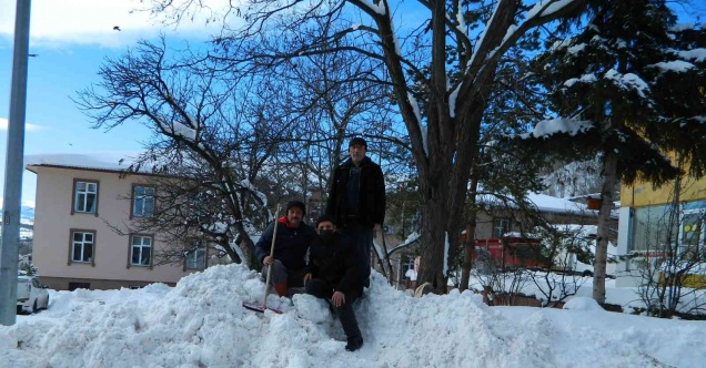 Posof Kar’a gömüldü