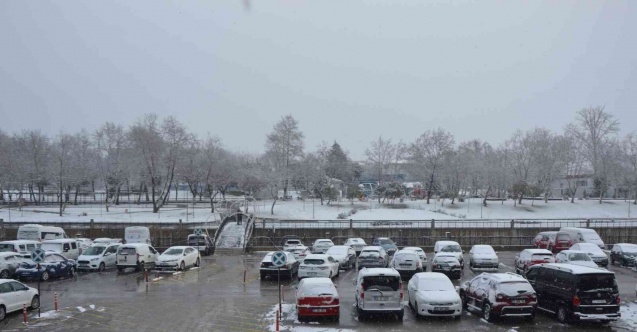 Biga beyaza büründü