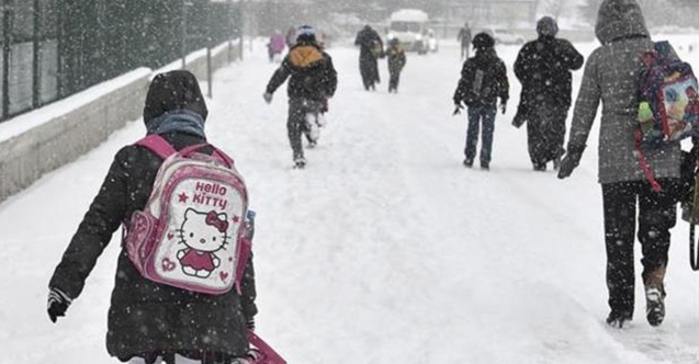 Uşak’ta okullara kar tatili