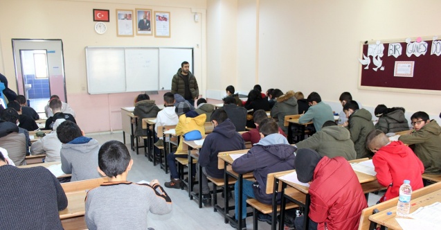 Binlerce kişi Siyer Yarışması’na katıldı