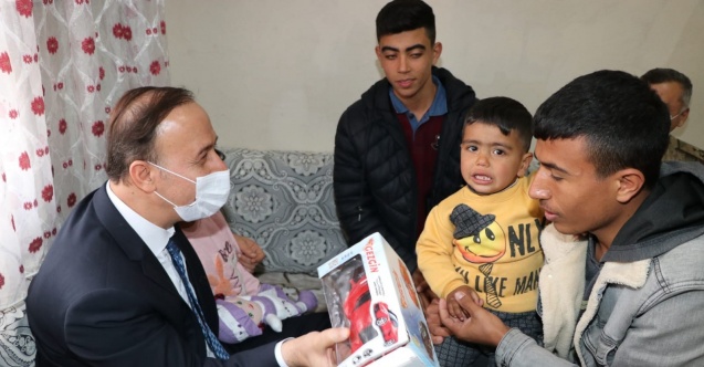 Vali Erin şehit ailelerini ziyaret etti