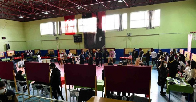 Tenzile Erdoğan Anadolu Lisesi’nde öğrencilerin projelerini sergilediği fuar açıldı
