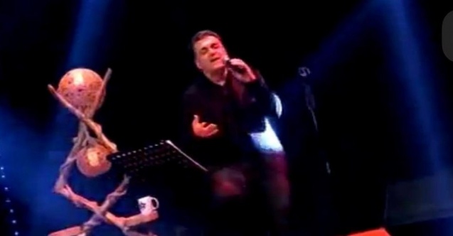 Başkan Demir’den kız öğrencilere anlamlı destek