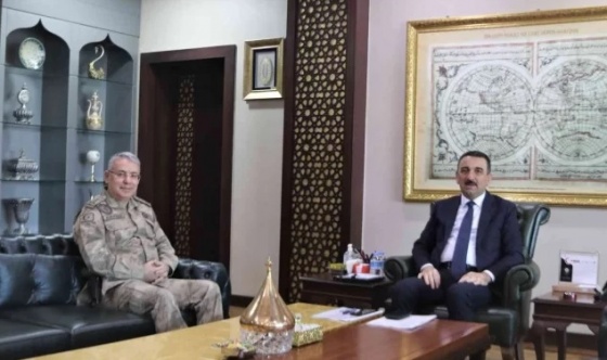 Tümgeneral Kurtoğlu’ndan Vali Hacıbektaşoğlu’na ziyaret