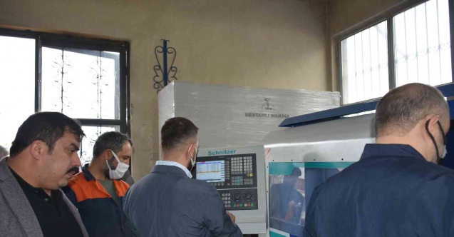 2 milyonluk yatırımla öğrenciler hem öğrenecek hem de üretecek