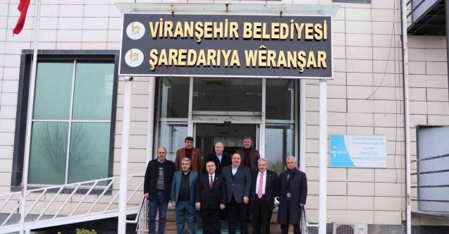 Akyürek’ten Viranşehir Belediyesine ziyaret