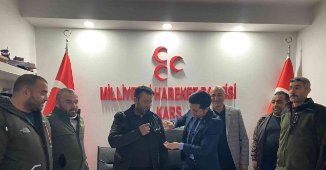 Kars’ta İYİ Parti’den istifa edenler MHP’ye katıldı