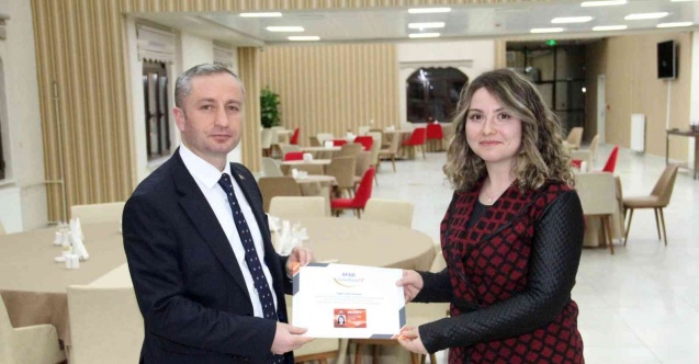 Ağrı Milli Eğitim Müdürü Kökrek, MEB-AKUB ekibi ile bir araya geldi