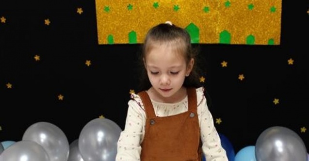 Harçlıklarını hafızlık yapan öğrencilerin iftar ve sahur yemeği için bağışladılar