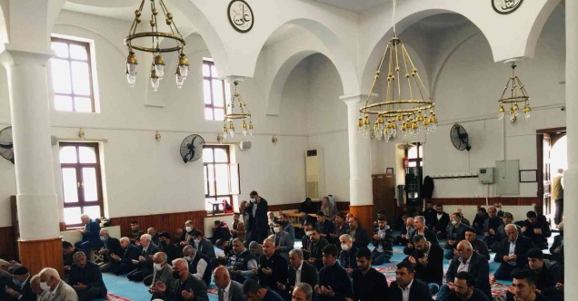 Alparslan Türkeş için mevlit okutuldu