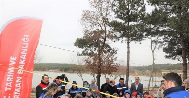 Çocuklar balık tutmayı öğrendi