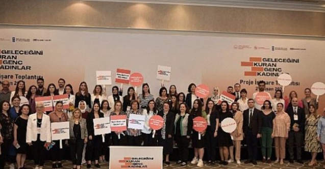 Bayram harçlıkları kitap için toplanıyor